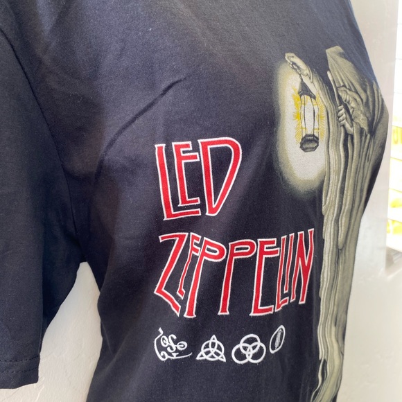 Led Zeppelin T-Shirt NWOT Black Size M - Picture 3 of 4